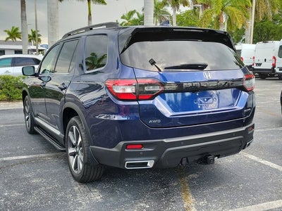 2024 Honda Pilot Touring