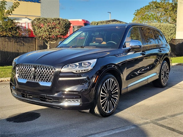 2022 Lincoln Aviator Black Label
