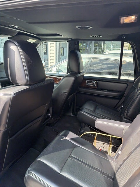 2017 Lincoln Navigator Select