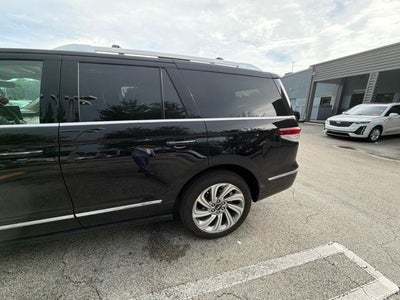 2024 Lincoln Navigator Premiere