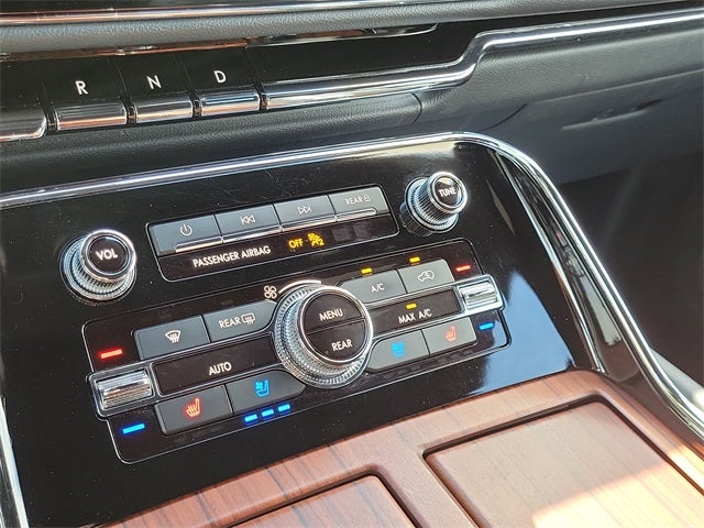 2024 Lincoln Navigator Premiere