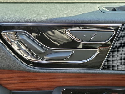 2024 Lincoln Navigator Premiere