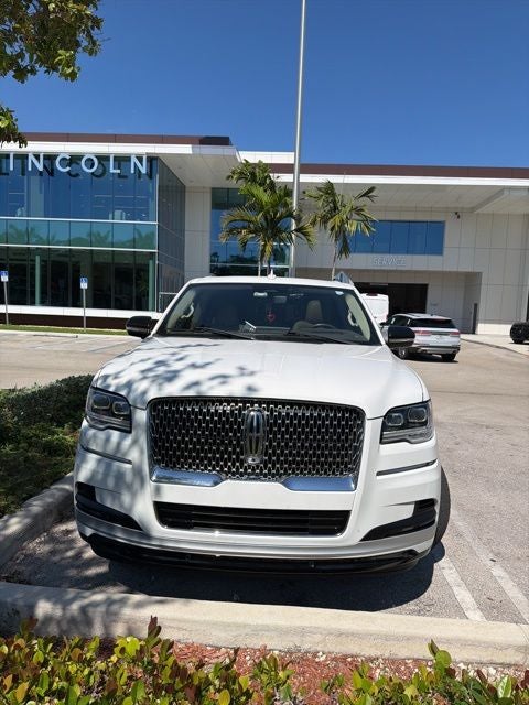 2022 Lincoln Navigator Reserve L's photo