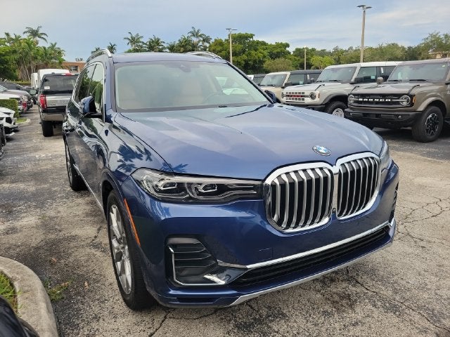 2021 BMW X7 40i