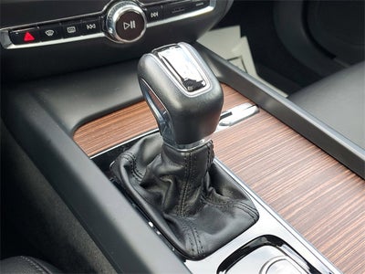 2021 Volvo S60 T5 Momentum