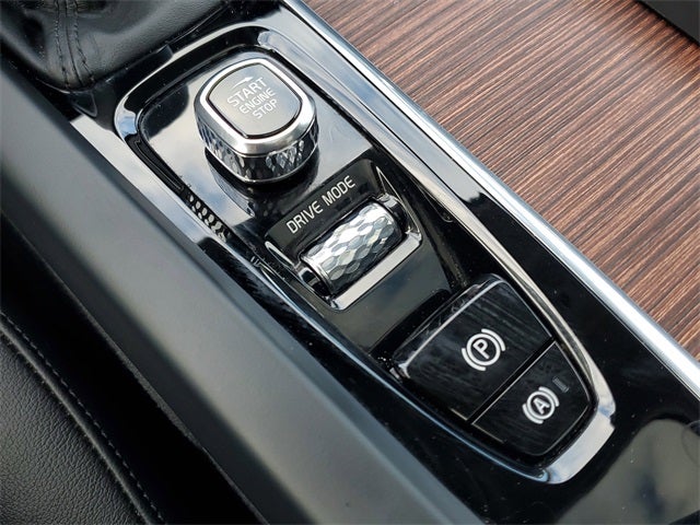 2021 Volvo S60 T5 Momentum