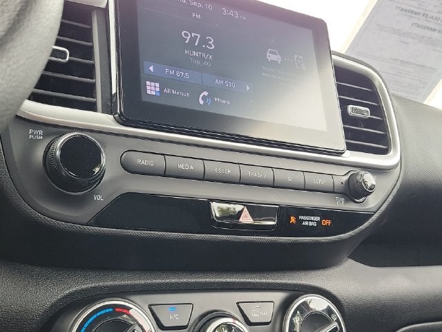 2022 Hyundai Venue SE