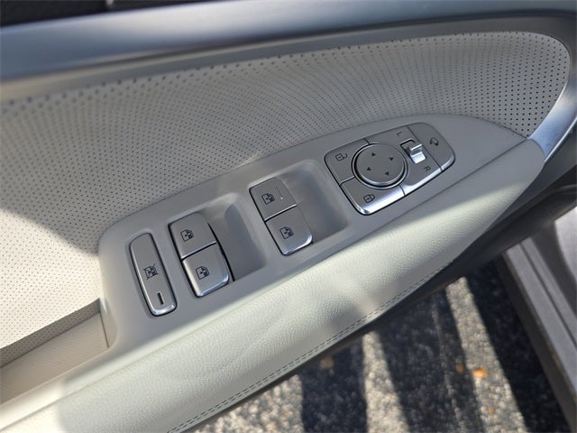 2024 Genesis G70 2.5T