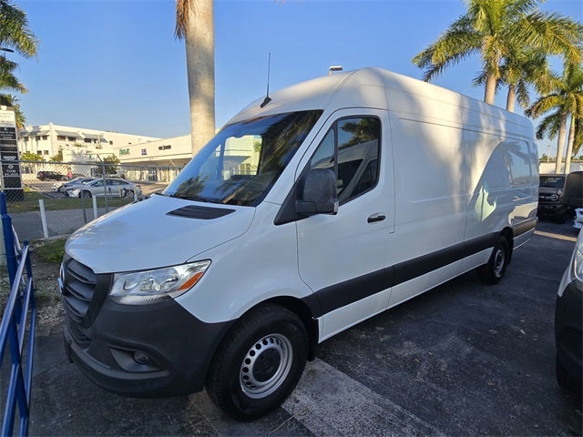 2023 Mercedes-Benz Sprinter 2500 Cargo 170 WB Extended