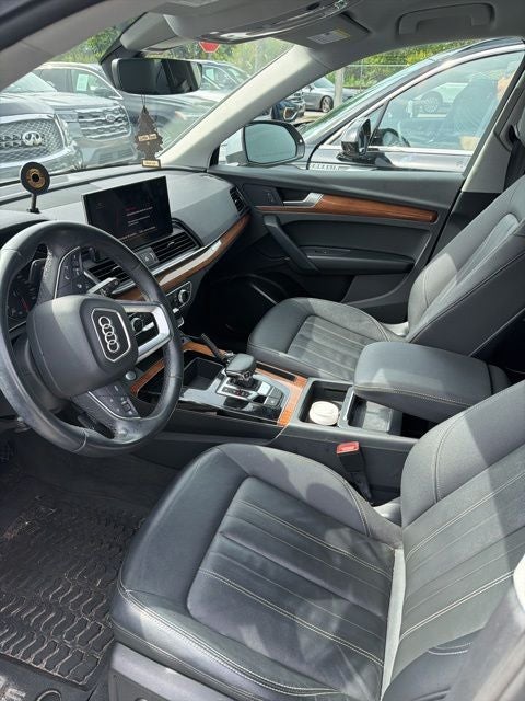 2022 Audi Q5 45 S line Premium quattro