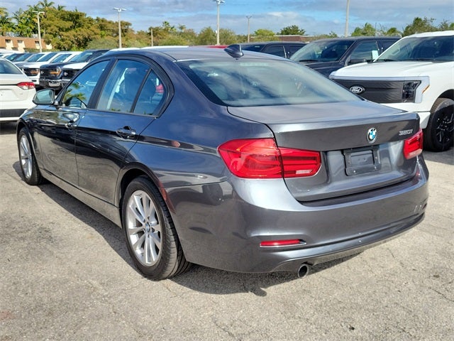 2017 BMW 3 Series 320i