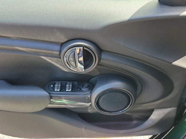 2017 MINI Cooper Base