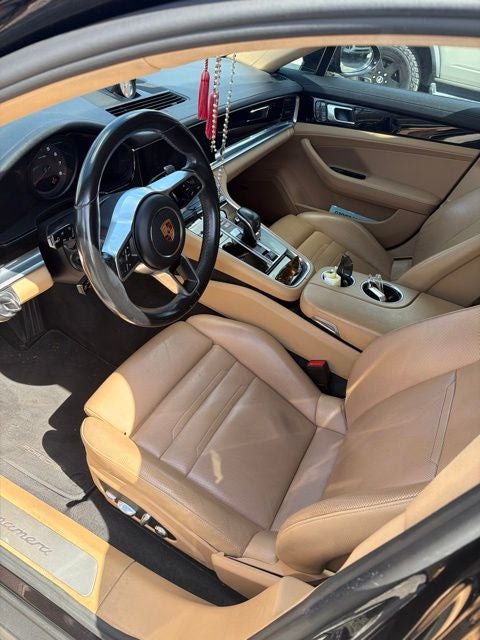 2018 Porsche Panamera Base