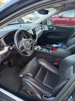 2022 Volvo XC60 B6 Inscription