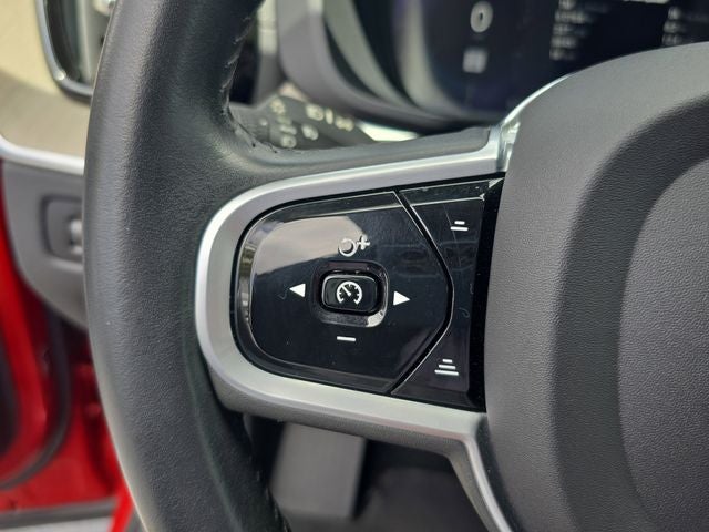 2022 Volvo XC60 B5 Inscription