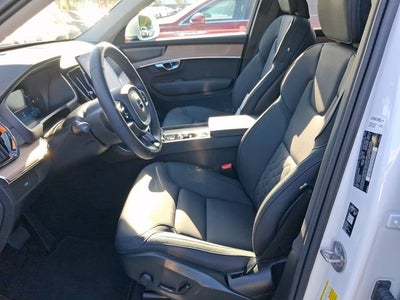 2026 Volvo XC90 B5 Plus
