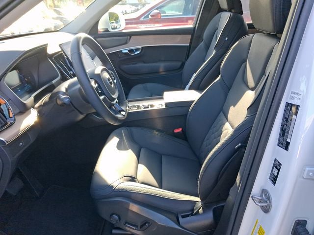 2026 Volvo XC90 B5 Plus