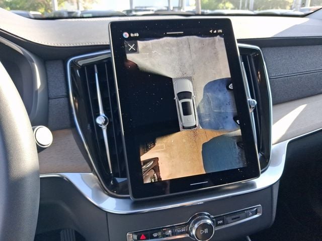 2026 Volvo XC90 B5 Plus
