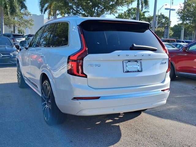 2026 Volvo XC90 B5 Plus