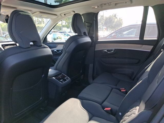 2026 Volvo XC90 B5 Plus