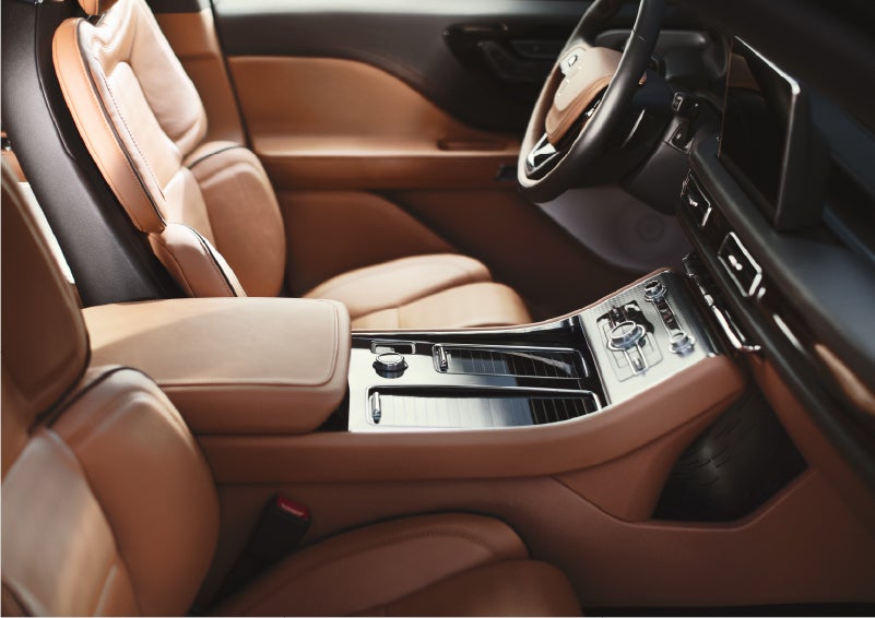 A 2023 Lincoln Aviator® Black Label model is shown in the Flight interior theme | Lincoln of Cutler Bay in Miami FL